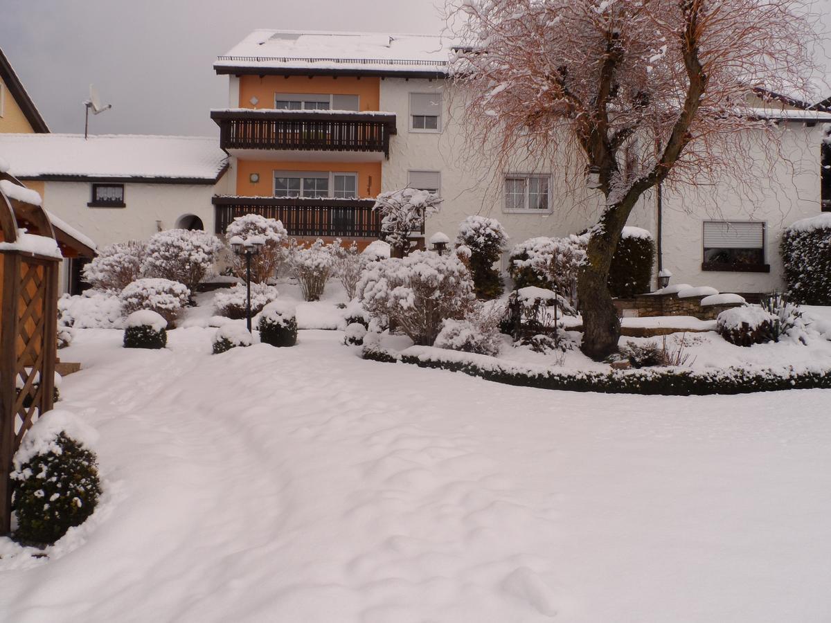 Haus Rossner Apartment Nemmersdorf Ruang foto